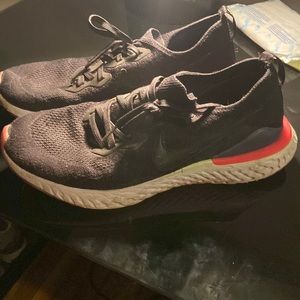 Nike flyknit shoes size 10.5